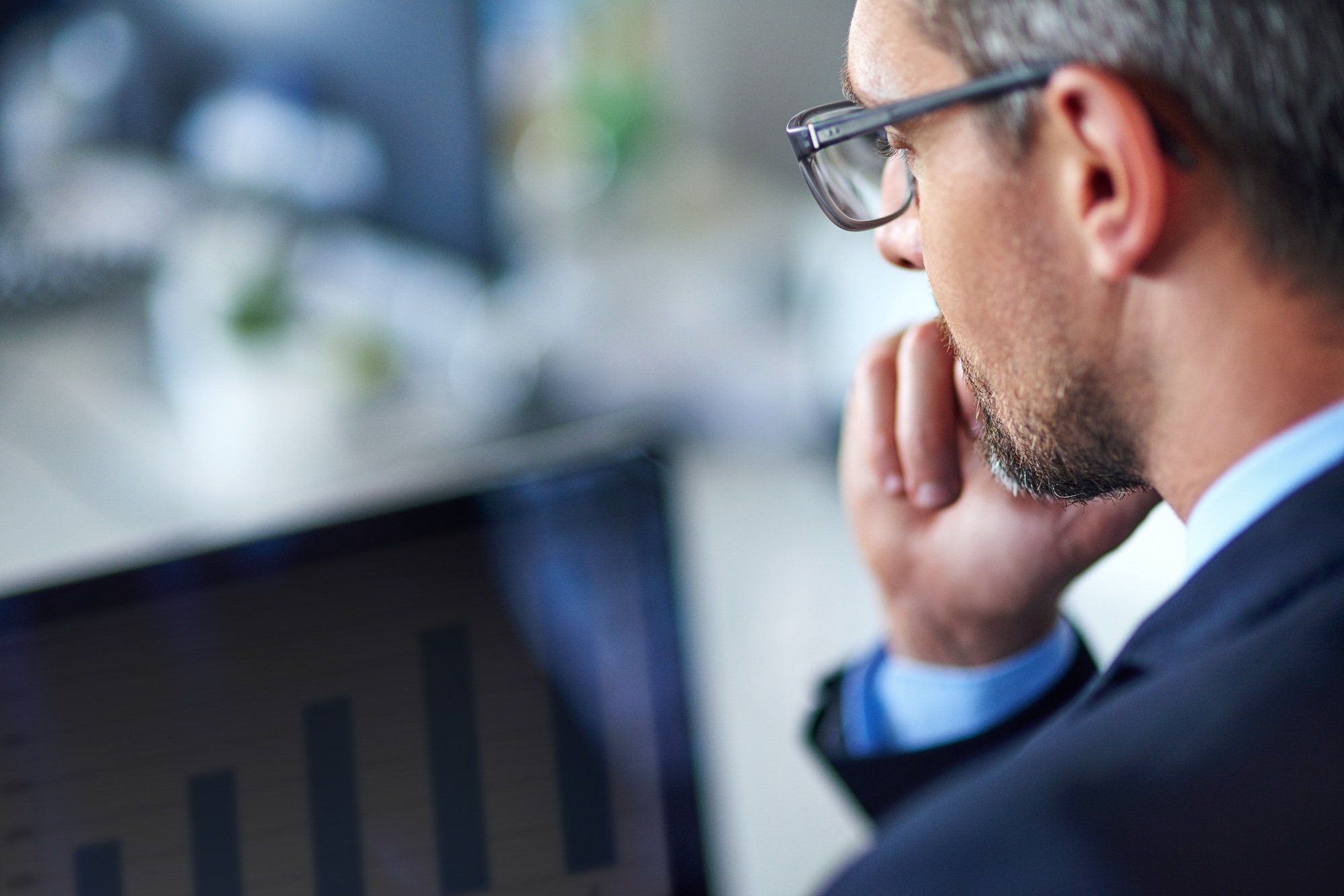 Making a lucrative online investment